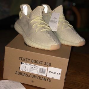 Yeezy Boost 350 v2